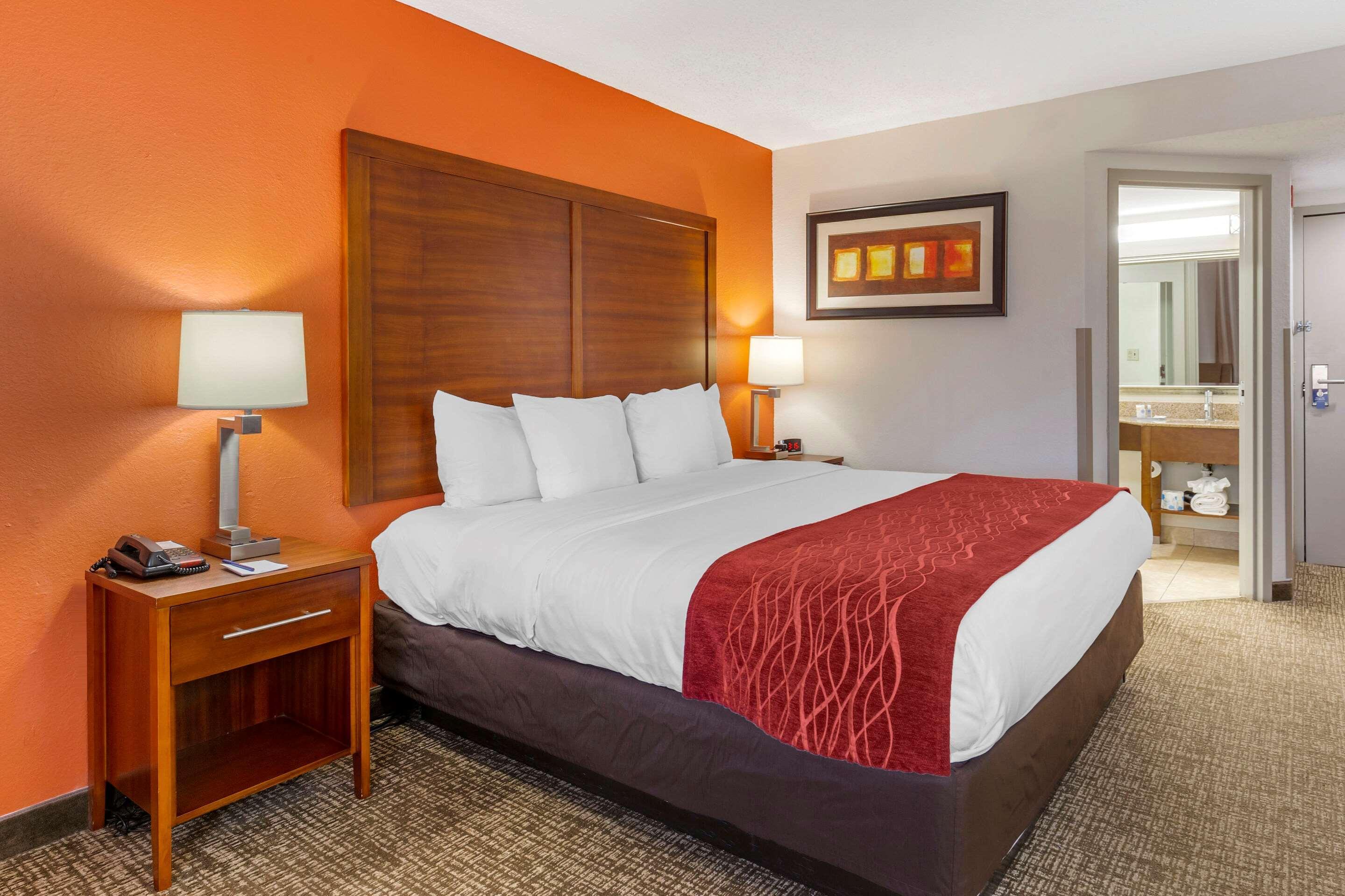 Comfort Inn Greensboro - Kernersville Buitenkant foto