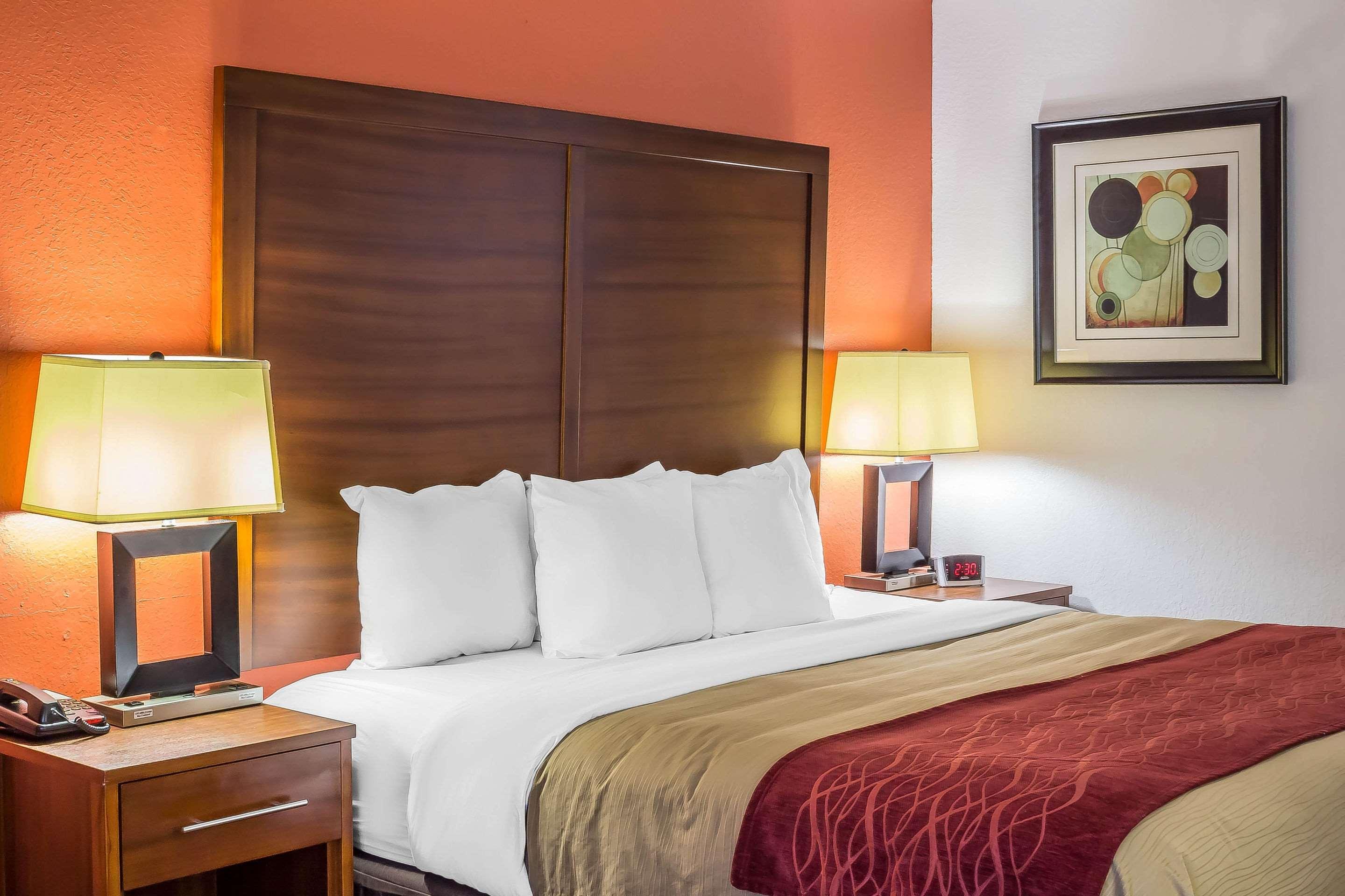 Comfort Inn Greensboro - Kernersville Buitenkant foto