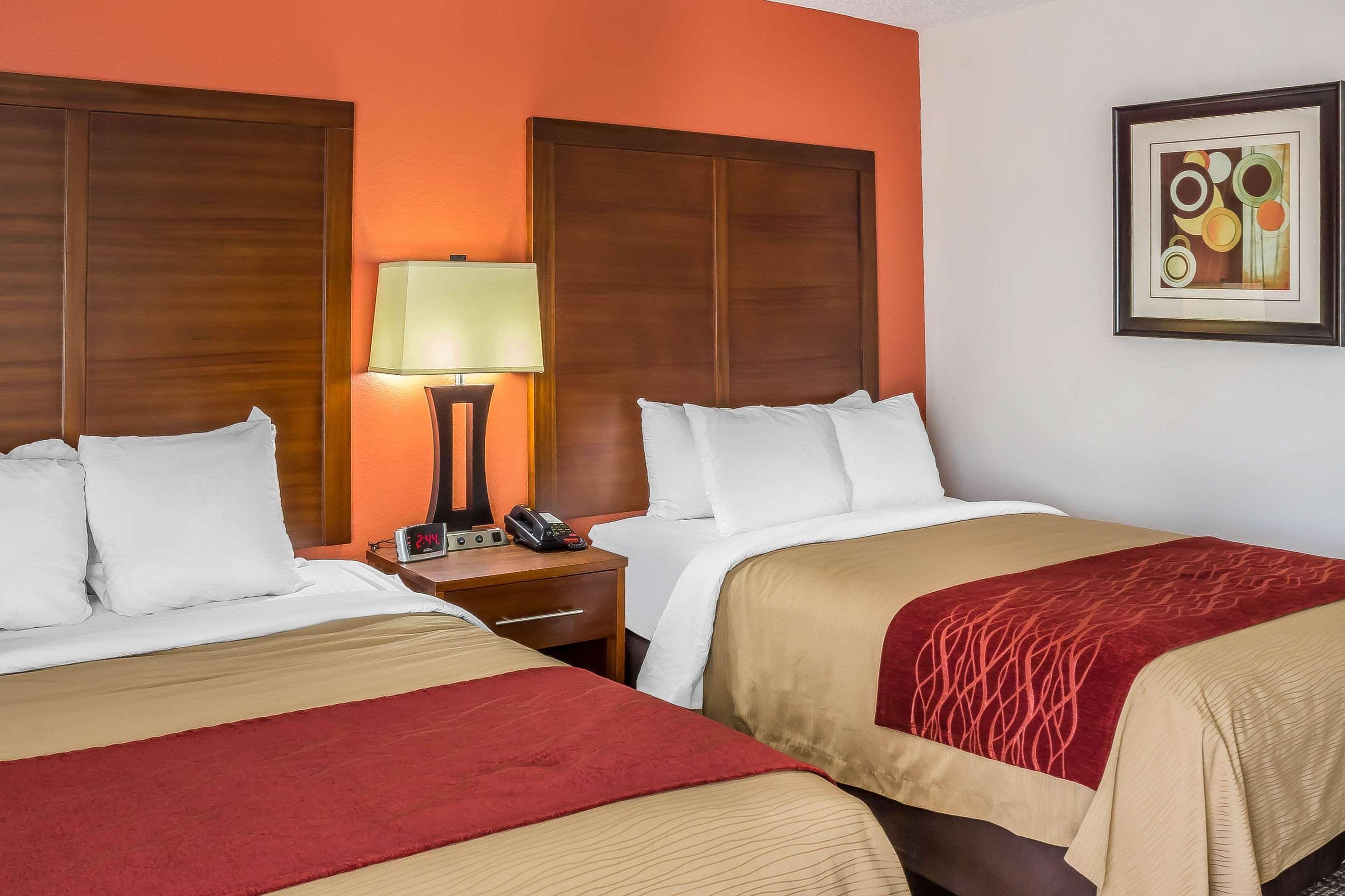 Comfort Inn Greensboro - Kernersville Buitenkant foto